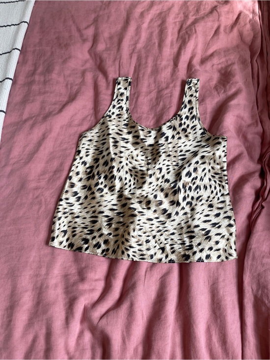 Tops - Vintage Leopard Print Tank Top - Cream and Black